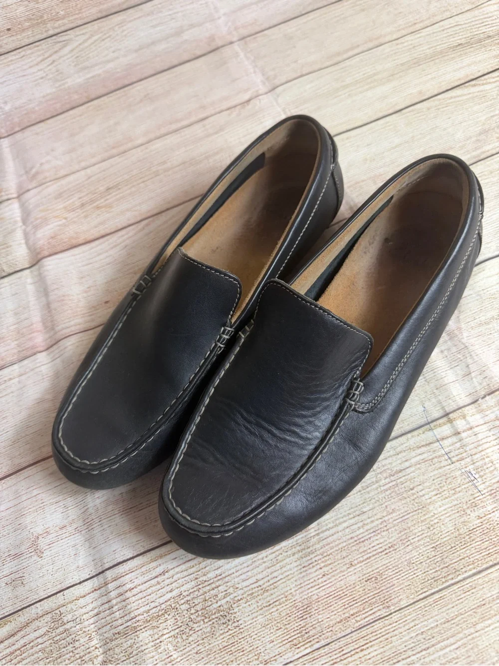 Clark’s black leather driving loafers moccasins. Size 11.